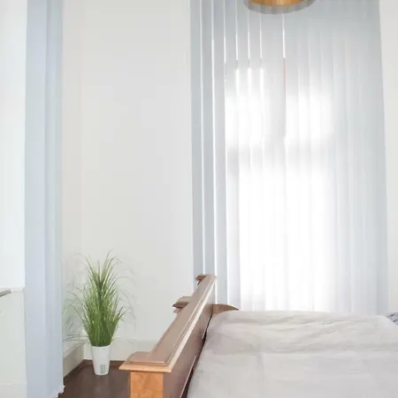 شقة In Top-lage - Direkt Am Bahnhof باد فيمفين